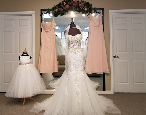 Bridal Shop «Sue Ames Bridal Outlet», reviews and photos, 202 N 10th St, Allentown, PA 18102, USA