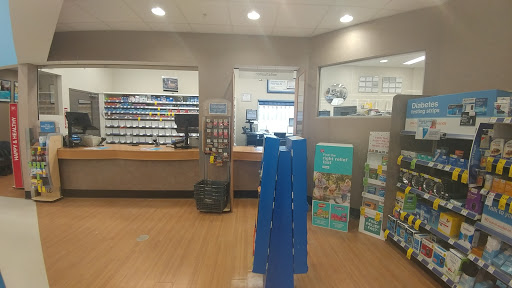 Drug Store «Walgreens», reviews and photos, 1 Glenwood Ave, Dover, NH 03820, USA