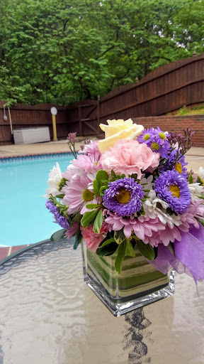 Skin Care Clinic «Fredericksburg Flowers», reviews and photos, 2091 Jefferson Davis Hwy, Fredericksburg, VA 22401, USA