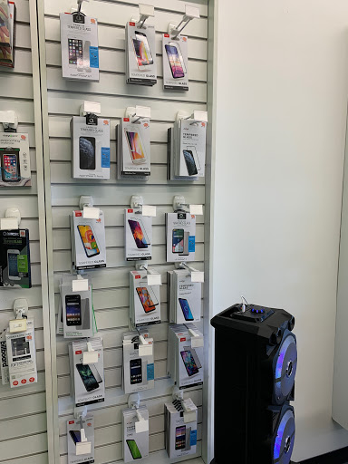 Cell Phone Store «Cricket Wireless Authorized Retailer», reviews and photos, 225 Dr M.L.K. Jr Blvd, Stockton, CA 95206, USA
