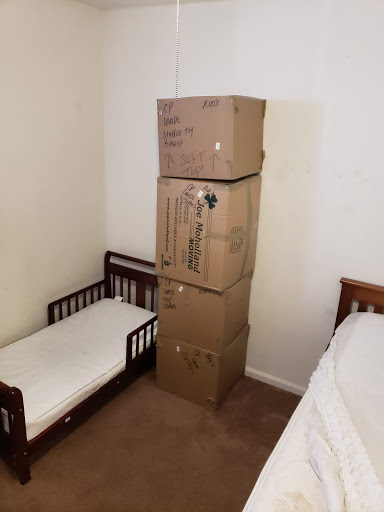 Moving Company «Joe Moholland Moving», reviews and photos, 15481 Farm Creek Dr, Woodbridge, VA 22191, USA