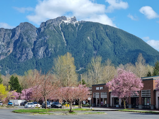 Shopping Mall «North Bend Premium Outlets», reviews and photos, 461 S Fork Ave SW, North Bend, WA 98045, USA