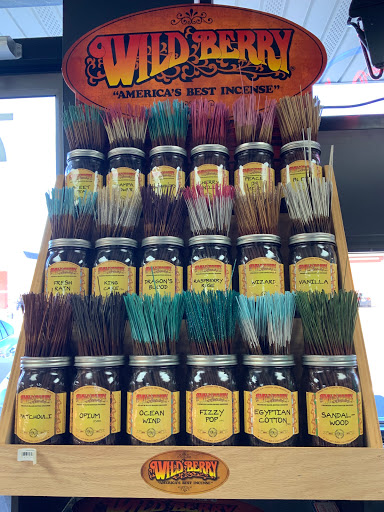 Tobacco Shop «Glass City Tobacco Inc», reviews and photos, 7600 Gardner Park Dr, Gainesville, VA 20155, USA