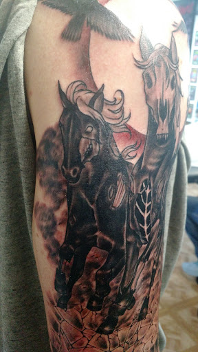 Tattoo Shop «Stay True Tattoo Studio», reviews and photos, 1111 Avenue J, Lubbock, TX 79413, USA