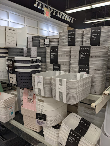 Department Store «T.J. Maxx and HomeGoods», reviews and photos, 3205 Woodward Crossing Blvd, Buford, GA 30519, USA