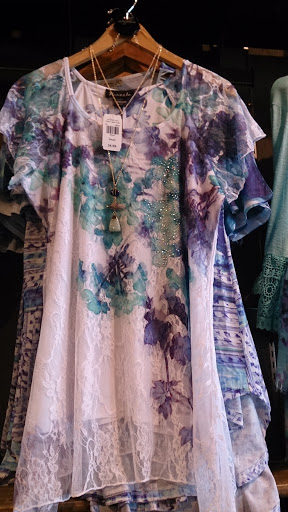 American Restaurant «Cracker Barrel Old Country Store», reviews and photos, 8225 N Church Rd, Kansas City, MO 64158, USA