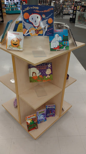 Book Store «Book Vault», reviews and photos, 6505 E Southern Ave #201, Mesa, AZ 85206, USA