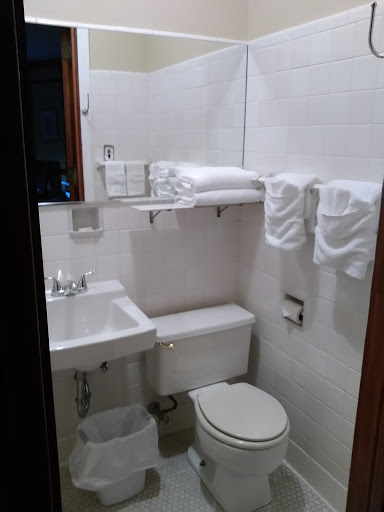 Lodging «D.H.Burrell Overlook Mansion», reviews and photos, 55 Douglas St, Little Falls, NY 13365, USA