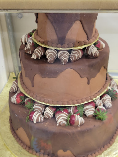 Bakery «Reeves Cake Shop», reviews and photos, 2770 Cory Ave, Akron, OH 44314, USA