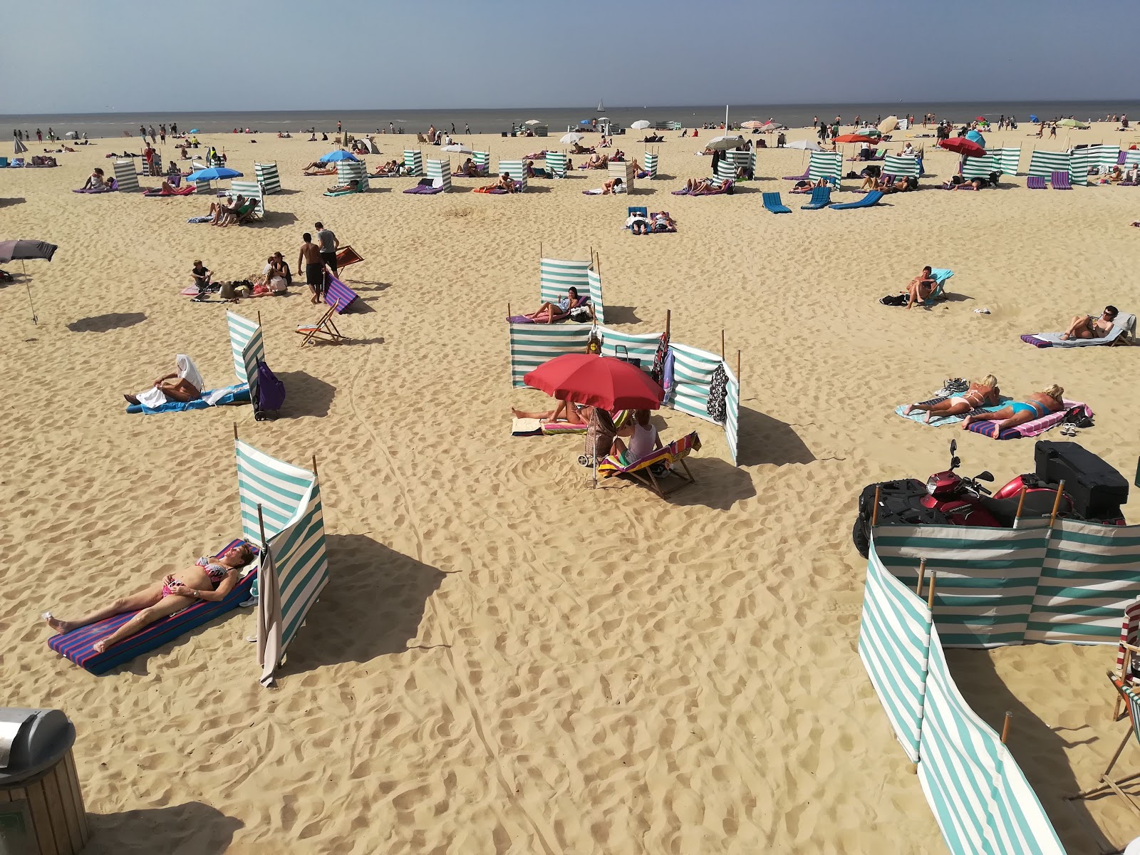 Fotografija Plaža Oostende udobje območja