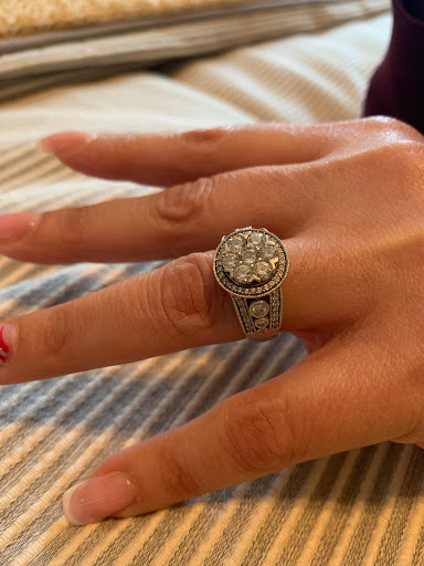 Jewelry Store «Lafyes Jewelry/designers», reviews and photos, 65-50 Grand Ave, Maspeth, NY 11378, USA