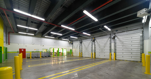 Self-Storage Facility «Storage Post Self Storage Ozone Park», reviews and photos, 103-39 98th St, Ozone Park, NY 11417, USA