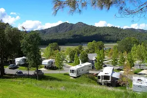 Mountain Gate RV Park and Cottages image