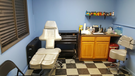 Tattoo Shop «Firefly Tattoo», reviews and photos, 920 N State St #4-5, Girard, OH 44420, USA