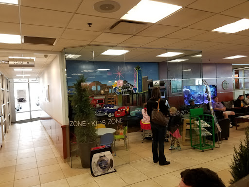 Cadillac Dealer «LaFontaine Cadillac Buick GMC», reviews and photos, 4000 Highland Rd, Highland, MI 48357, USA