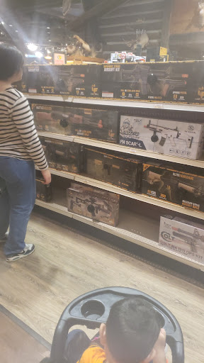 Sporting Goods Store «Bass Pro Shops», reviews and photos, 6112 W Grand Ave, Gurnee, IL 60031, USA