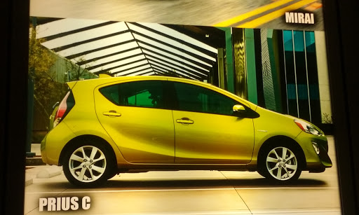 Toyota Dealer «Miller Toyota of Anaheim», reviews and photos, 1331 N Euclid St, Anaheim, CA 92801, USA