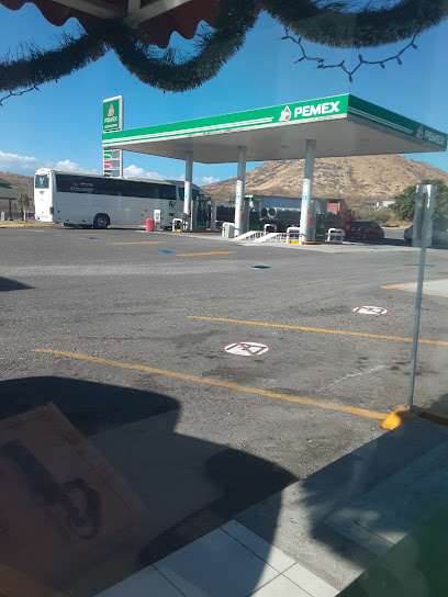 Gasolinera La Pista