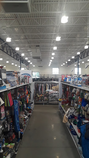 Thrift Store «Goodwill Clearwater Store», reviews and photos, 16494 US Hwy 19 N, Clearwater, FL 33764, USA