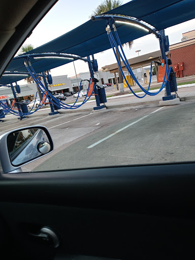 WhiteWater Express Car Wash en Friendswood