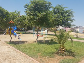 Sb-Bahçeşehir 3 Nolu Çocuk Ve Dinlenme Parki Ve Spor Tesisi