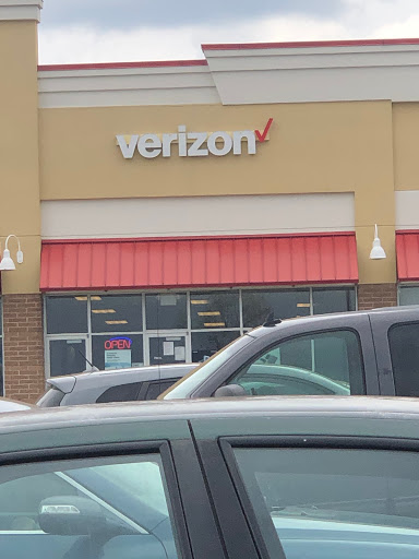 Cell Phone Store «Verizon Authorized Retailer, TCC», reviews and photos, 11 5th St SE, Barberton, OH 44203, USA