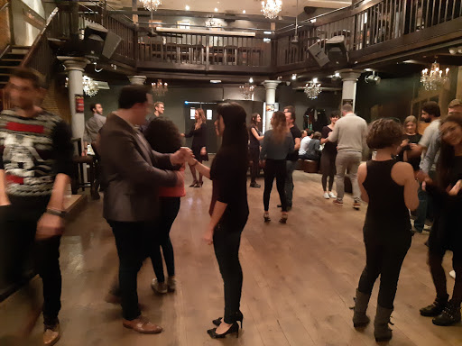 Salsa and bachata lessons Toulouse