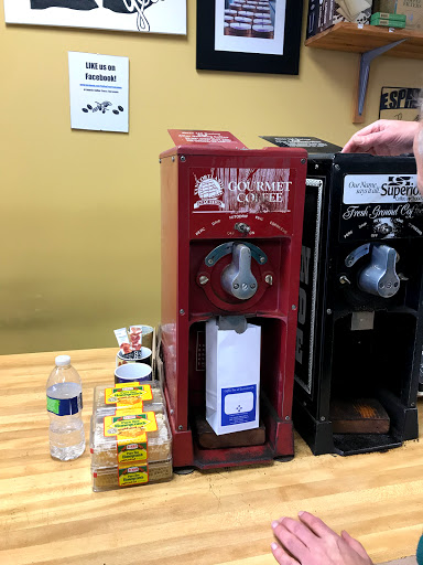 Tea Store «Coffee Tree & Tea Leaves Co», reviews and photos, 3752 N Broadway St, Chicago, IL 60613, USA