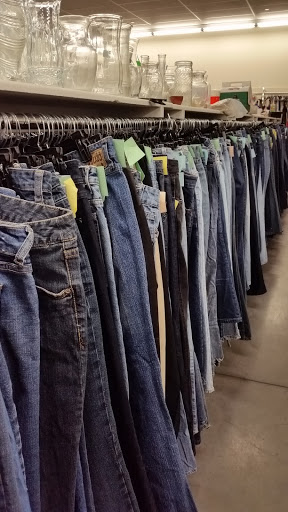 Thrift Store «Salvation Army Family Store & Donation Center», reviews and photos