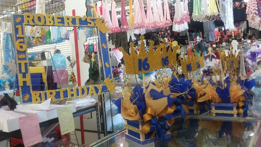 Discount Store «Rialto Discount Mall», reviews and photos, 463 E Foothill Blvd, Rialto, CA 92376, USA