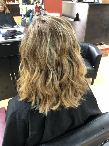 Hair Salon «The Parlour A Hair Salon», reviews and photos, 333 Jesse Jewell Pkwy SE, Gainesville, GA 30501, USA
