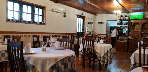 Restaurante Típico Casa de São Pedro em Castelo de Paiva