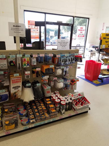 Hardware Store «Harbor Freight Tools», reviews and photos, 2500 W Parmer Ln B, Austin, TX 78727, USA