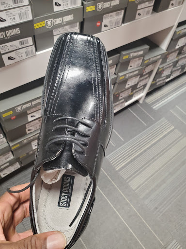 Clothing Store «K&G Fashion Superstore», reviews and photos, 2001 West Eight Mile RD, Detroit, MI 48203, USA