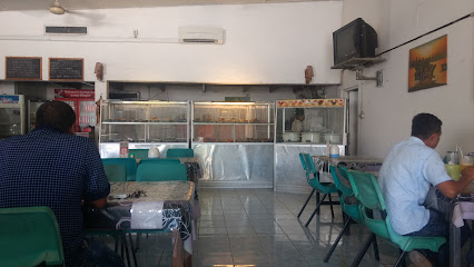 Manado Restaurant - CHWC+82W, Av. Alm. Américo Tomás, Díli, Timor-Leste