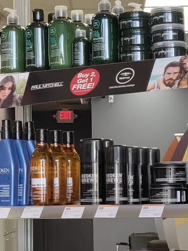 Hair Salon «Great Clips», reviews and photos, 1074 Harter Pkwy #104, Yuba City, CA 95993, USA