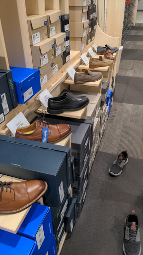 Shoe Store «DSW Designer Shoe Warehouse», reviews and photos, 7639 Academy Blvd N, Colorado Springs, CO 80920, USA