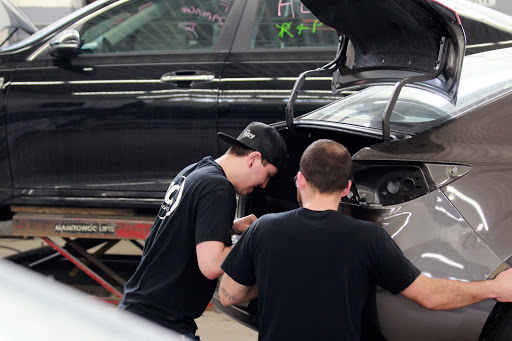 Auto Body Shop «Tallmadge Collision Center», reviews and photos, 195 Northeast Ave, Tallmadge, OH 44278, USA