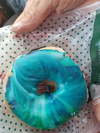 Bakery «Krispy Kreme Doughnuts», reviews and photos, 741 Hillcrest Rd, Mobile, AL 36695, USA