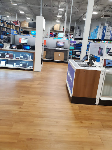Electronics Store «Best Buy», reviews and photos, 26 Plaza Dr, Fairview Heights, IL 62208, USA