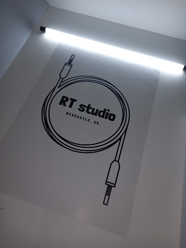 Studio 8, B Box Studios, Stoddart St, Shieldfield, Newcastle upon Tyne NE2 1AN, United Kingdom