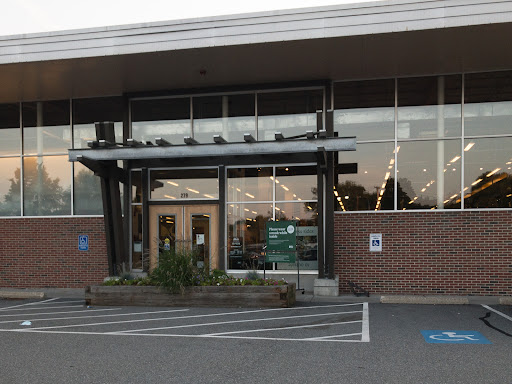 REI, 279 Salem St, Reading, MA 01867, USA, 