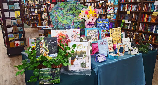 Book Store «Eagle Eye Bookshop», reviews and photos, 2076 N Decatur Rd, Decatur, GA 30033, USA