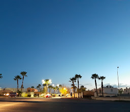 Parque Urbi Villa del Rey photo