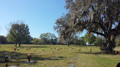 Cemetery «Jacksonville Memory Gardens Cemetery and Funeral Home», reviews and photos, 111 Blanding Blvd, Orange Park, FL 32073, USA
