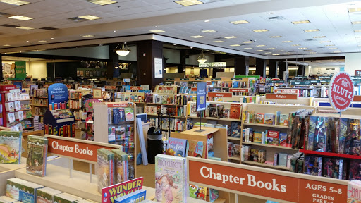 Book Store «Barnes & Noble», reviews and photos, 3102 Northline Ave, Greensboro, NC 27408, USA