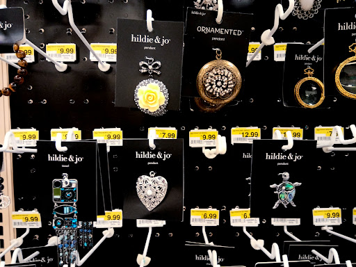 Fabric Store «Jo-Ann Fabrics and Crafts», reviews and photos, 4600 Durham-Chapel Hill Blvd #8, Durham, NC 27707, USA