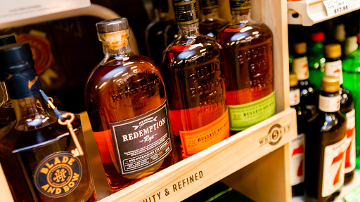 Liquor Store «King City Liquor Store», reviews and photos, 15745 SW 116th Ave, Portland, OR 97224, USA