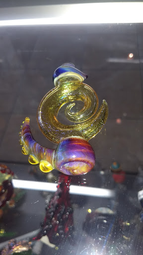 Herb Shop «Traders Smoke Shop», reviews and photos, 14880 N Northsight Blvd #104, Scottsdale, AZ 85260, USA