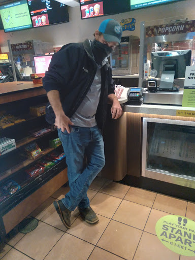 Movie Theater «Cinemark 16», reviews and photos, 15171 Crossroads Pkwy, Gulfport, MS 39503, USA